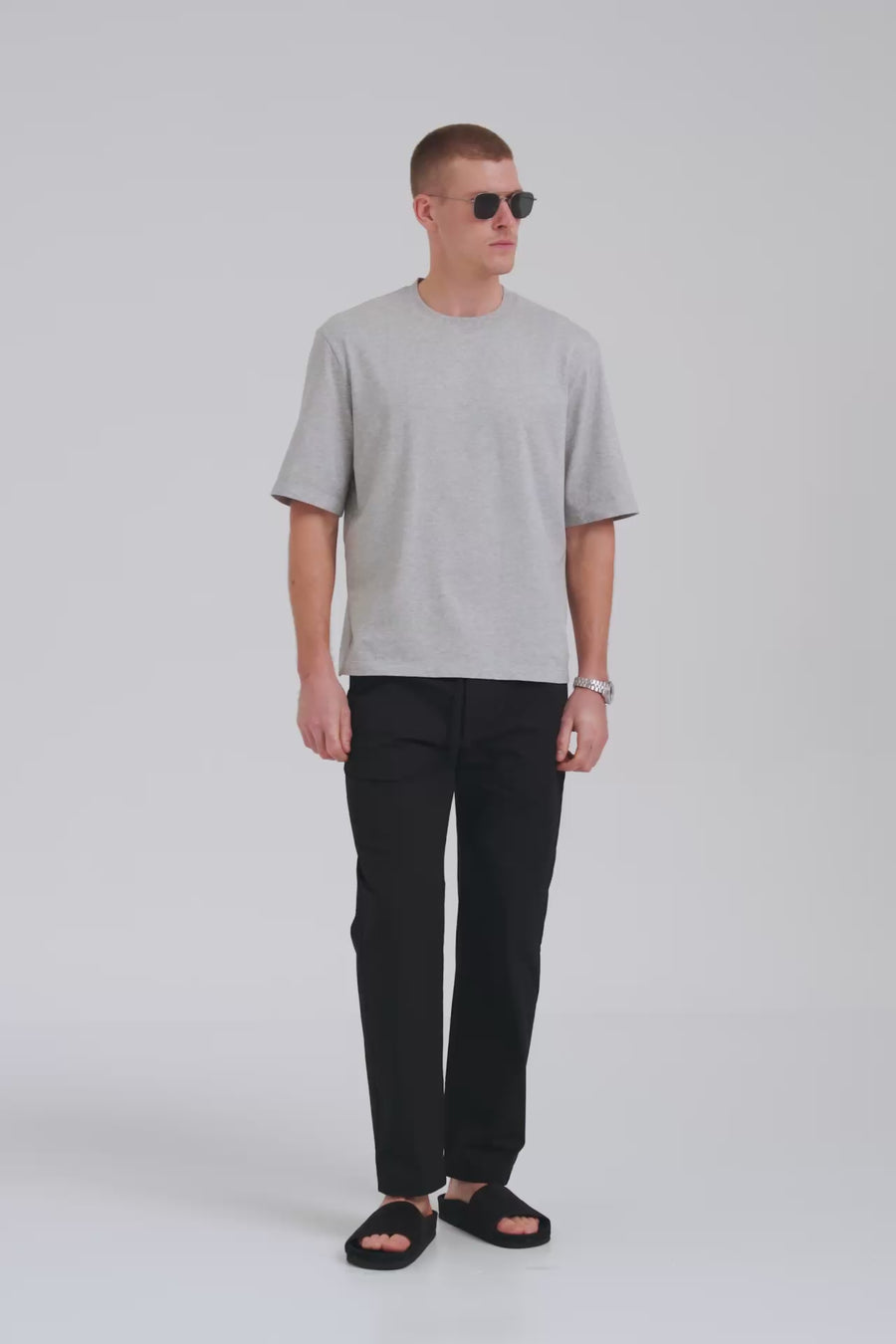26LOOK_Venroy Ecomm Shoot - Mens - 32071 - Oversized T Shirt - Grey Marl_0276.jpg.mp4