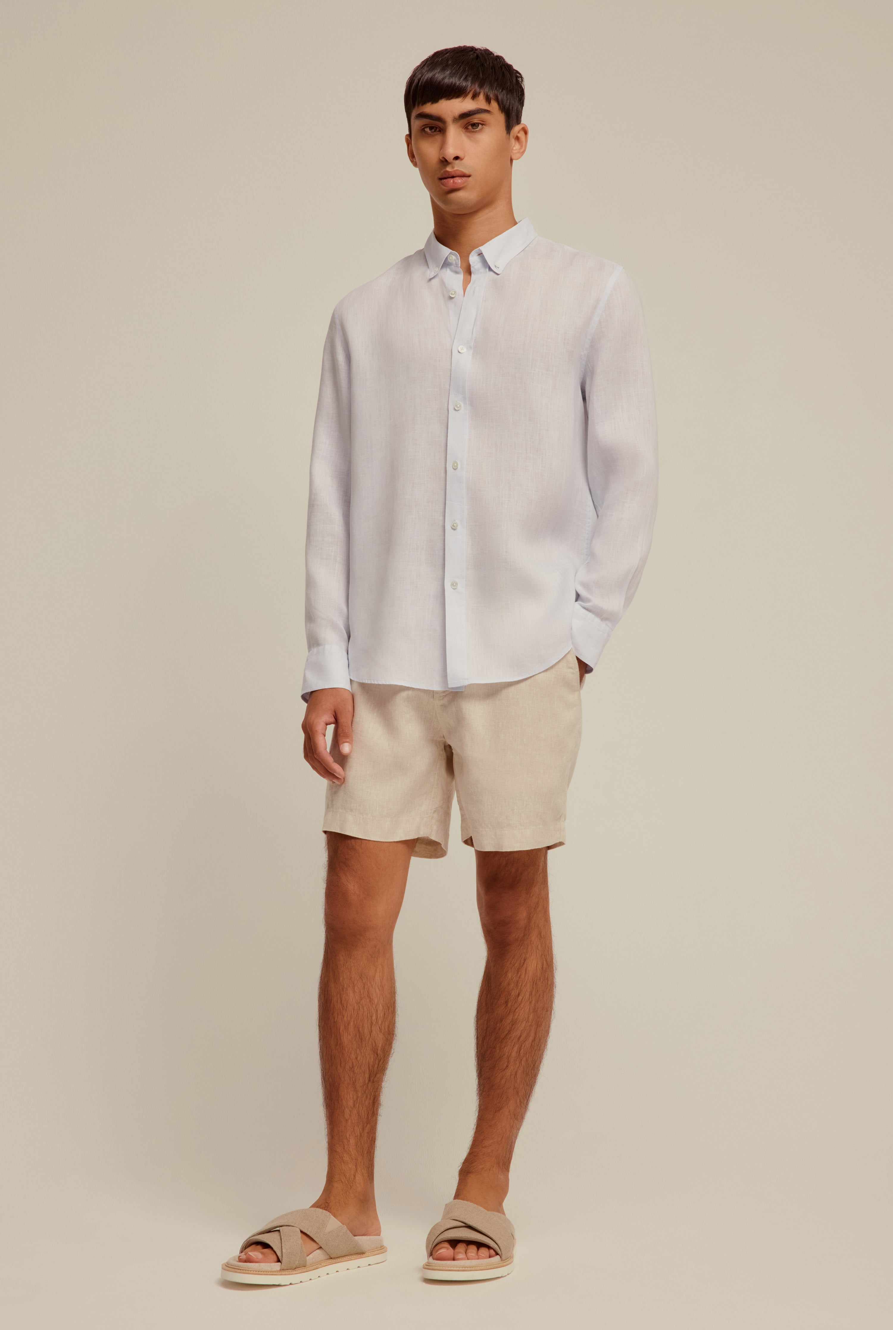 Side Tab Short - Sand Classic